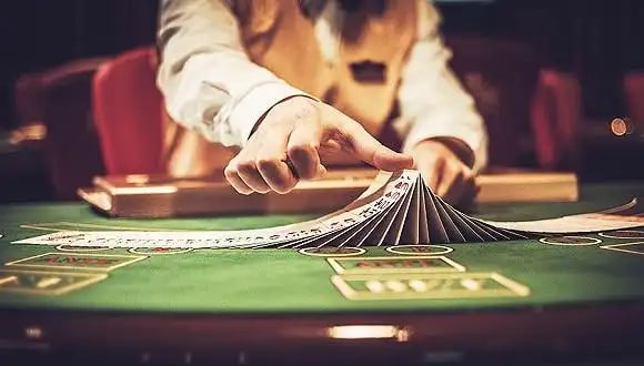VMM777 taruhan perbandingan platform keunggulan odds kompetitif penarikan cepat Indonesia